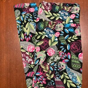 LuLaRoe TC Leggings V15
